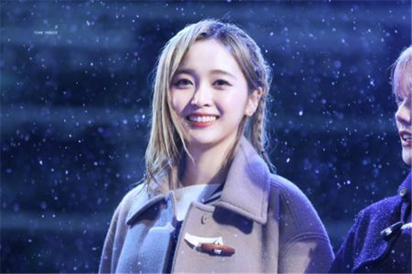 ������Ů311ǩ�ۻ��¼���ʲô��ô���� ������Ů���ǰ�����ս����