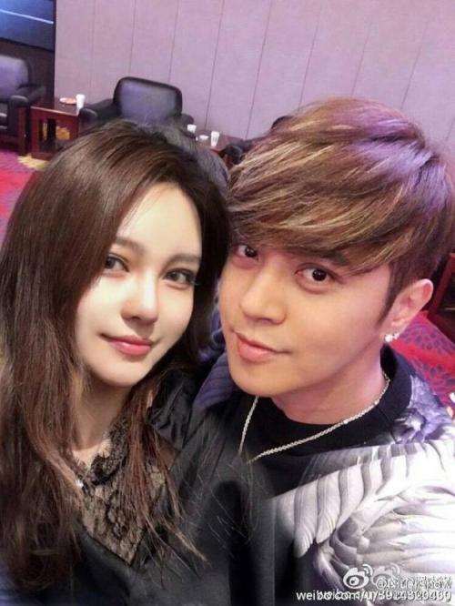 �о���־��ϲ���Ȱ���һ��ʲô��ϵ ��־���������Ȱʹ��������