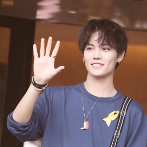 ���忡ϲ����Ů������������ ��ʷǰŮ�Ѱ�Ƥ�͸�ݼʲô��ϵ����