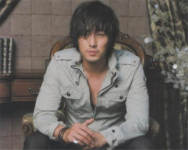 苏志燮看孔孝真的眼神好暧昧私下交情如何 苏志燮和孔孝真可能吗