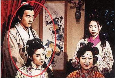 ������������λ�ǰ���α̶�ͼƬ �������������Ӻ�ǰ���к�����