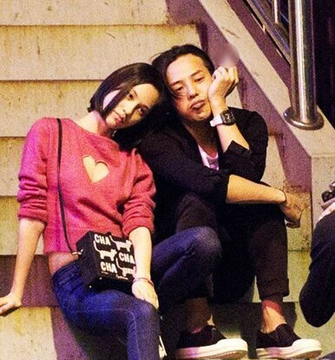 权志龙小松菜奈在一起是真的分手了吗 大尺度私密照让人脸红心跳