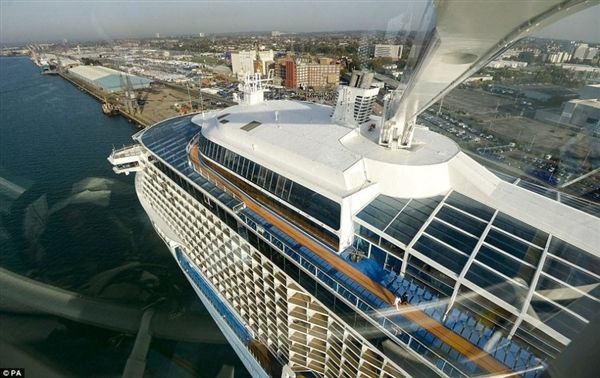 �������ɺź���Ư�����н�����ͼ �ƶ�������Ҫ���˲��ǿƻô�Ƭ