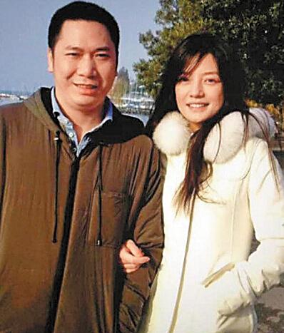 黄有龙到底是哪里人背景揭秘 黄有龙到底是干什么的为何这么有钱