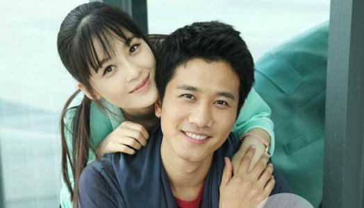 ����Ӣ���Ϲ���Ů�� ����Ӣ���ľ�Ȧ�ڰ�����Ϸ������һ������