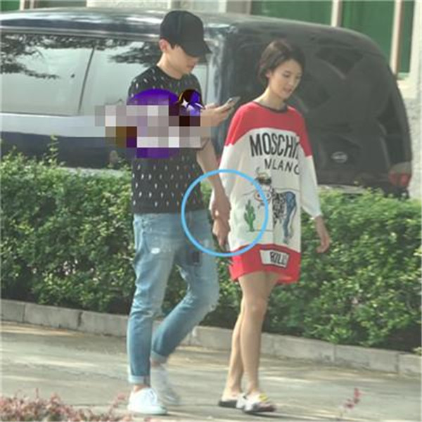 ���������Ͻ���Ů����һ������ ������Ϊʲôȡ�ؽ𳿷�������