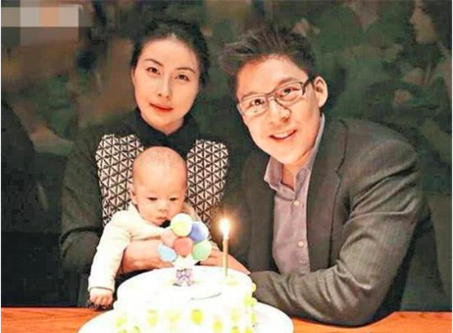 �������۾��κ��������������Ա����� ����������11����ʷ����