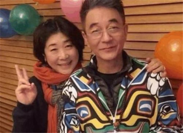 �¿���Ϊʲô����º�ʲô��ϵ �ºյĸ��׳��������ϼ�鱳��ǿ