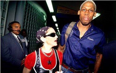 ����һ���ж���������ʷ�̵� ��������С������ƬΪ����ô��