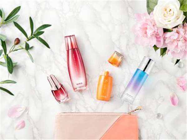 ������ױƷЧ����ô���ĸ�ϵ�к� �����ʺ϶�������Ů����