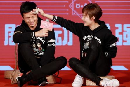 ��ٳ��Ů����ʷ����ͼƬ���İ�һ�� �˳���ٳ��ʵ��ϵ��Ƥ