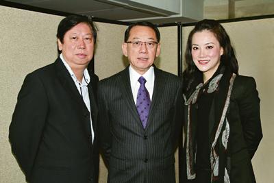 八一八霍汶希杨受成 霍汶希为何不结婚和杨受成只是上下级关系