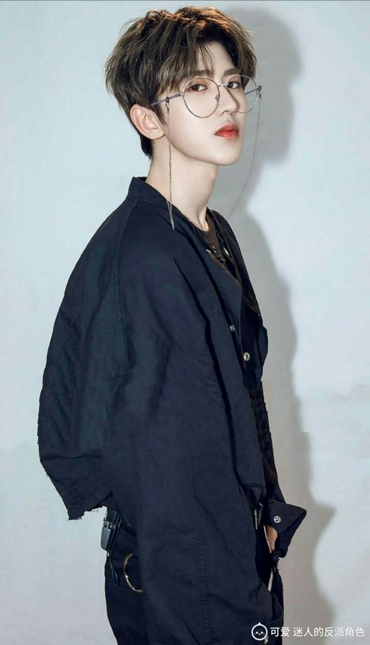  �ܽ�����������˭�Ͳ�������������� �ܽ����ں�����˭�ż�����