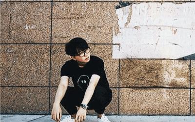 ��û��������ë���׹�ȥ��Ʒ����ʷ���� ͬѧ���е�ë����