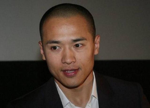 高云翔的光头照片面容憔悴 高云翔出狱后近况朋友圈流出