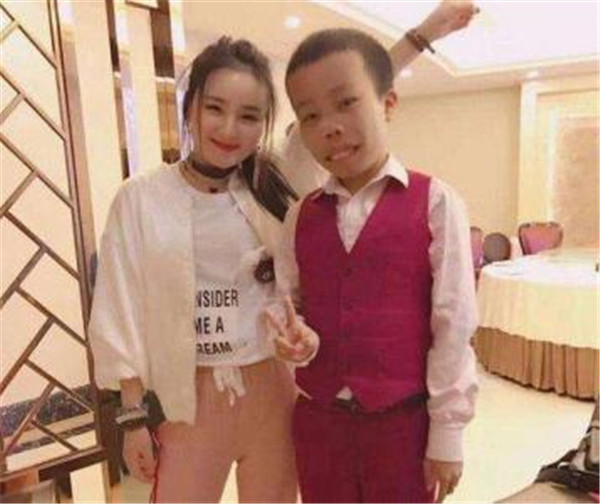 ��ɽ��ô��������˱�������ȥ������ ������ɽ�ڷ�ɽȥ��ϵҥ��