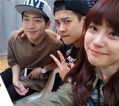 ���ζ�Ů��tiffany��˭ ���ζ����Ľ������ܶ�Ů�ѳ���ǰinsŮ��