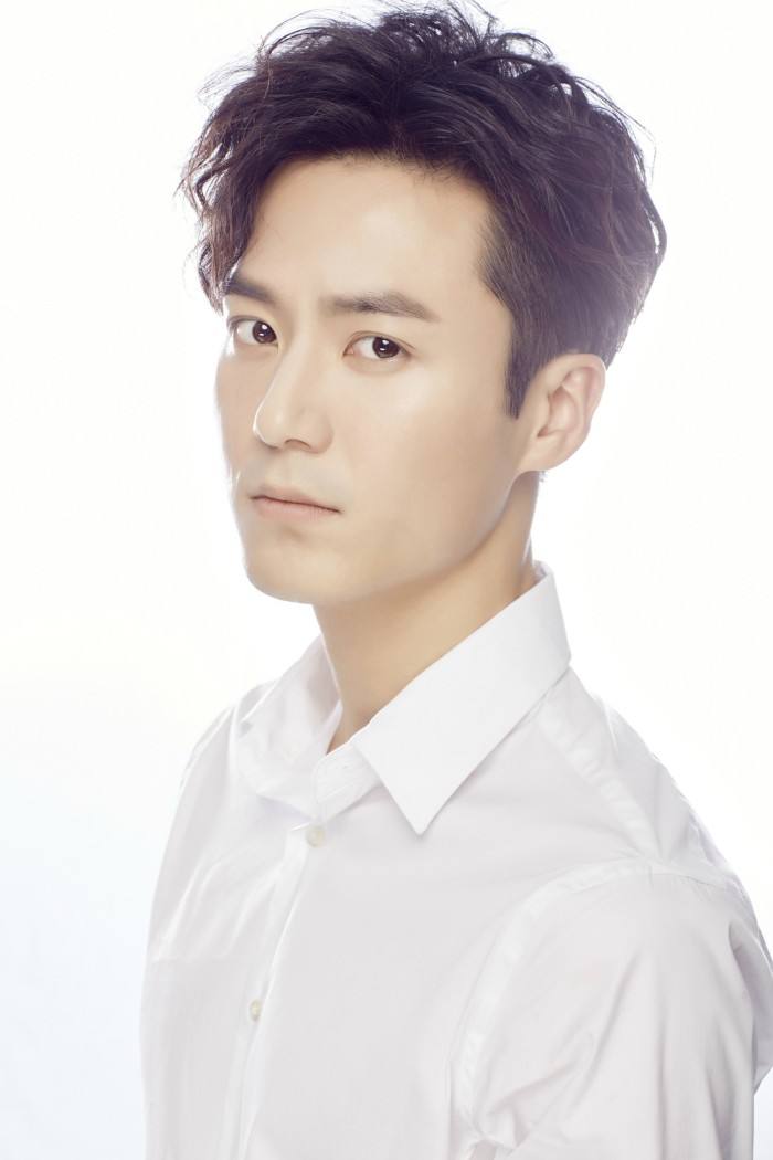 é�ӿ���ͬ־��������ϱ������� é�ӿ��������Ϊʲô�첻��