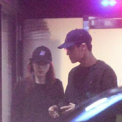 ֣�㾧�ϴ�exo�ĳ�ʼĩ��ô���� exo��֣�㾧�ε�̨ͬС�ۺ���Ƶ