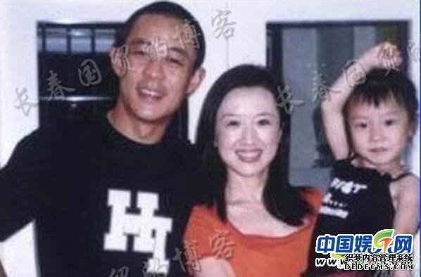 潘雨辰结过几次婚现任老公是谁 侯勇潘雨辰离婚原因过往情史女儿