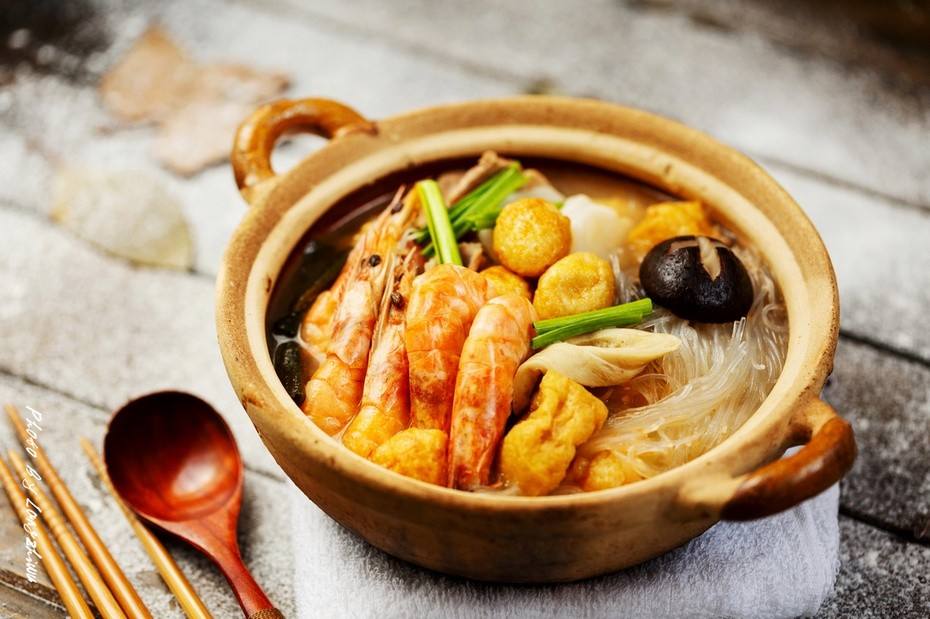 �й���ɫ������о����а���������û�Թ� ÿ�ֶ�����һ�Ծ����