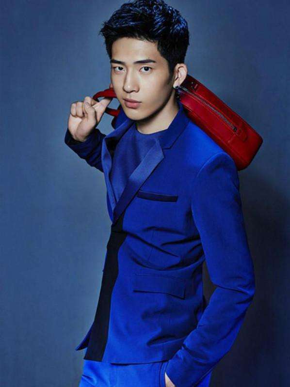 ����Ȼ�����عⱳ��Ĺ����������� ����Ȼ������������ô�ߺ��