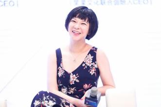 �Ż����������Ϲ���˭Ů����ʲô��Ƭ ������С�����μ�����һ��