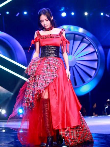 ������������ʲô��ϵ��Ů������ ������Ϊʲô����ǩԼ�ļҹ�˾