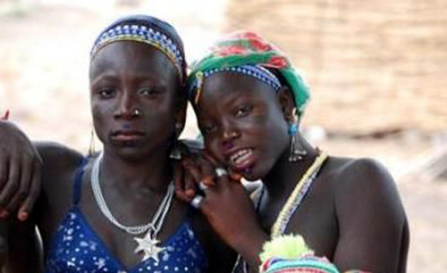 ��������Ů����ʵ��״�ع� ������������ԭʼ�������˾��