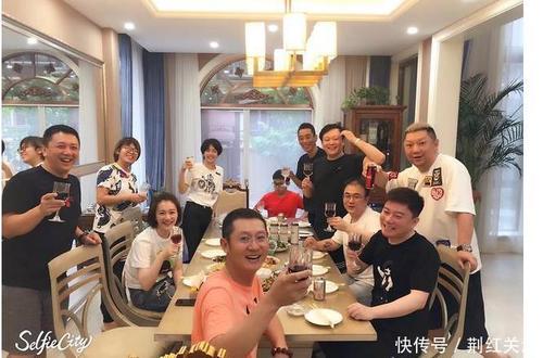 �������Ų����ڱ���Ů�ӻ� ����������Ů������ǮŮ��������״