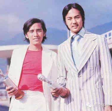 ��������ʲô��ϵΪʲôû�˸��ǵ��� �����ͽ�����˭��������