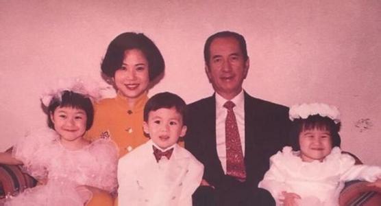 �κ��Ϊʲô��Ȣ�ĸ� �����ĸ�̫̫�������� �κ���ҵĹ�ϵͼ