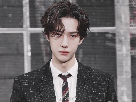 Ȧ�ڱ�����һ������ ��һ��˽������� ��һ������ʷ��ʲô