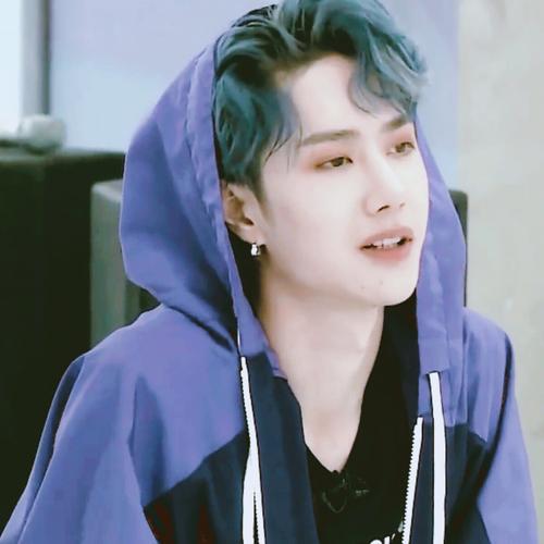 Ȧ�ڱ�����һ������ ��һ��˽������� ��һ������ʷ��ʲô