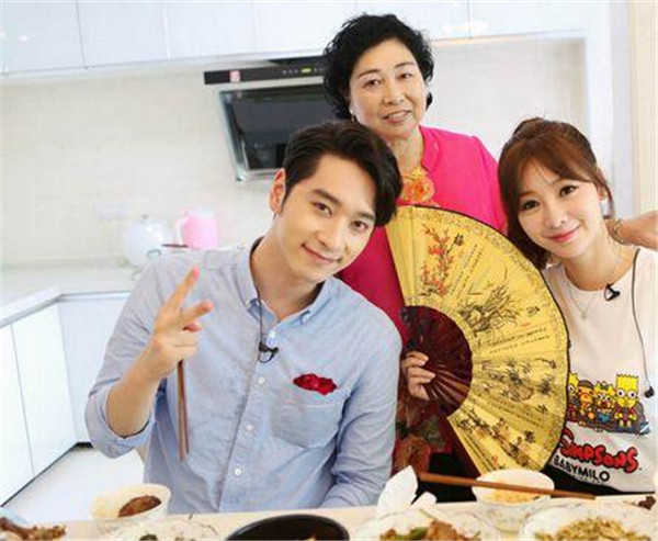 ��ʢ��ϲ������̫��������ʲô��ϵ ��ʢ�����ҵ�Ǹ˽������ϵ��