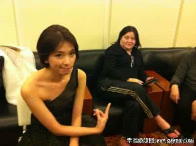 ������Ǻ�����ĸ��ڰ����ӻ͵t �����Ϊʲôû�������ʱ��Ƭ