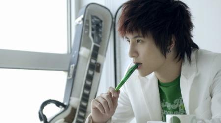 Ѧ֮ǫΪʲô���Ϻ�����Լ�ھ���ϸ����Ƭ Ѧ֮ǫ����ȥ�ĸ�ҹ��