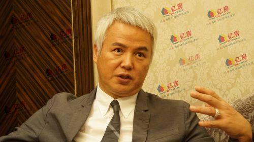 张庭老公林瑞阳什么病为啥早早白了头 揭秘林瑞阳满头白发原因