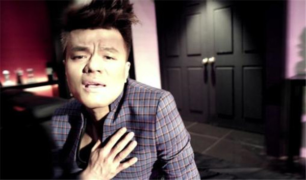 ����Ӣ�ں����ĵ�λ������jyp�糤 ����Ӣ����������˭�к�����