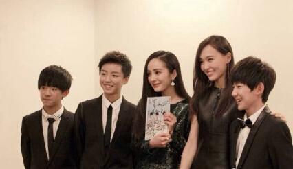 ������̳����ǧ������ʲô�� �����������ǧ������Ů��������Ƭ