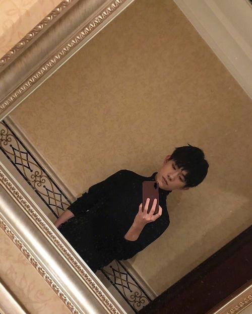 ������̳����ǧ������ʲô�� �����������ǧ������Ů��������Ƭ