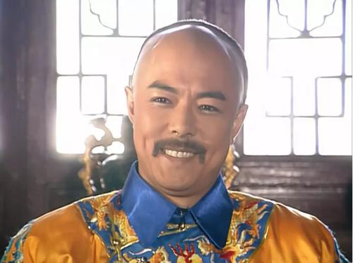 ������Ϊ�ΰ������� ������Ů��������������ϻ�ʷǰ����˭��Ƭ