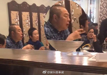 ������Ϊ�ΰ������� ������Ů��������������ϻ�ʷǰ����˭��Ƭ