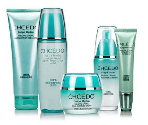 自然堂属于什么档次几线品牌 自然堂蓝色好还是紫色有哪些系列