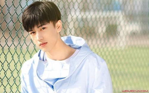 ��һ��ѧУ�����������ô���������Ͻ��� ����������ĸ���˾