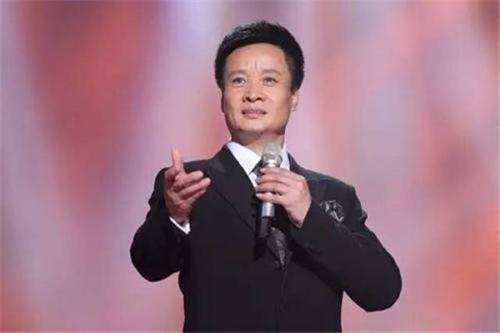 ��ά�ĸ������ϼ�����ʲô���� ��ά�ļ���Ů��Ů���عⱳ����