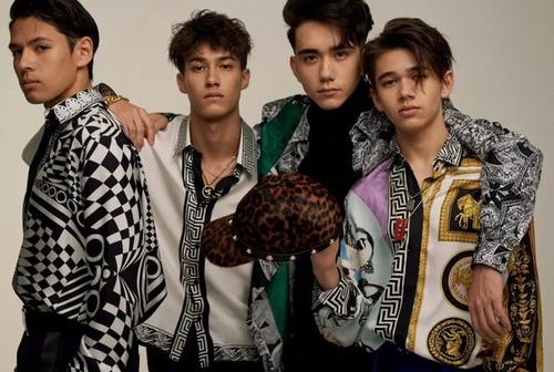 ��4�׿����Ĺ��˻�Ѫ����������Ͻ��� ����Ӫ�׿���Ů������