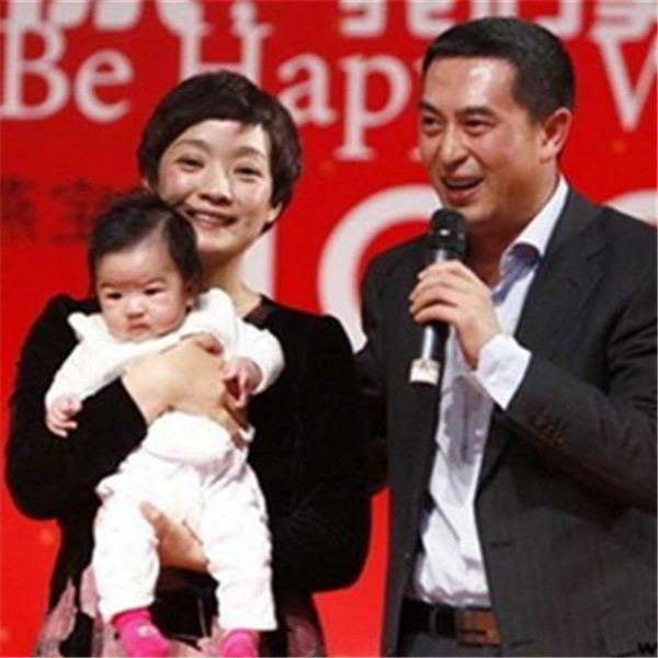 张嘉译前妻杜珺是谁简介有孩子吗 张嘉译为什么不要前妻离婚原因