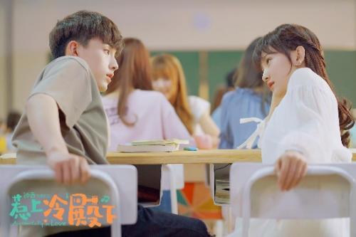 北影最帅校草郭俊辰高中女朋友是谁照片 郭俊辰求婚谭松韵咋回事