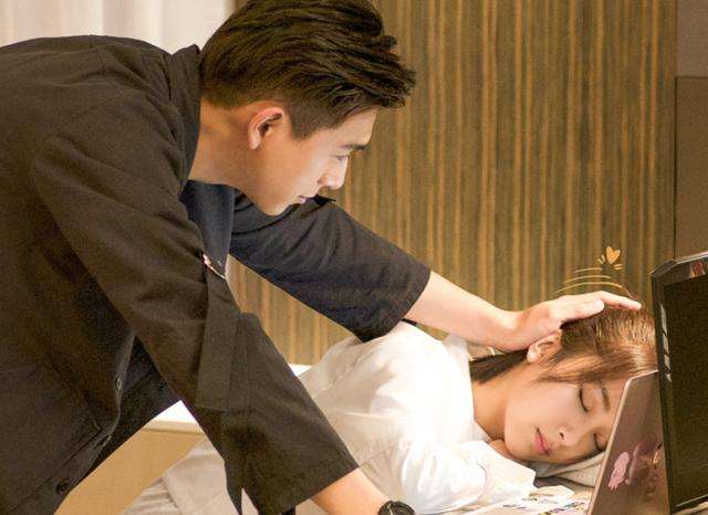 ͻȻ�����������˭������ʲô��ϵ ����˵������Ư����ʲô���